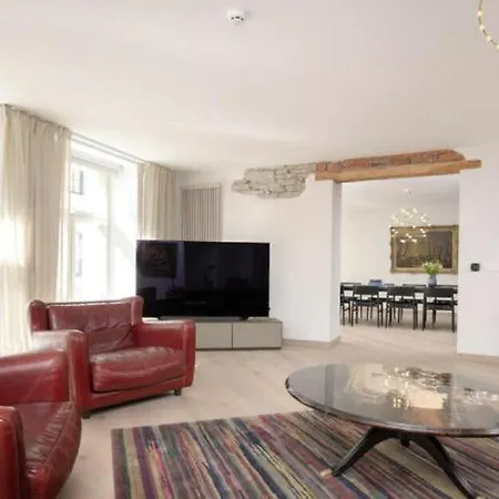 Luxury Flat 265m2 - Newly Renovated - Old Town Apartmán Tallinn